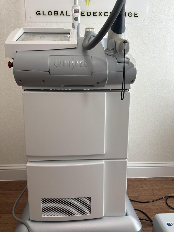 Used 2017 Cynosure Vectus- LOW SHOTS