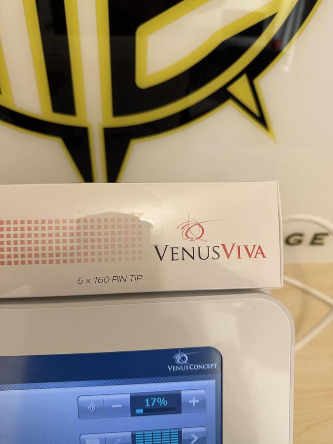 Used 2014 Venus Concepts Viva RF Microneedling