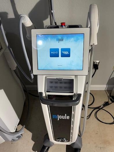 Used 2023 Sciton Mjoule with Moxi and BBL HERO and BBLINK Upgrade