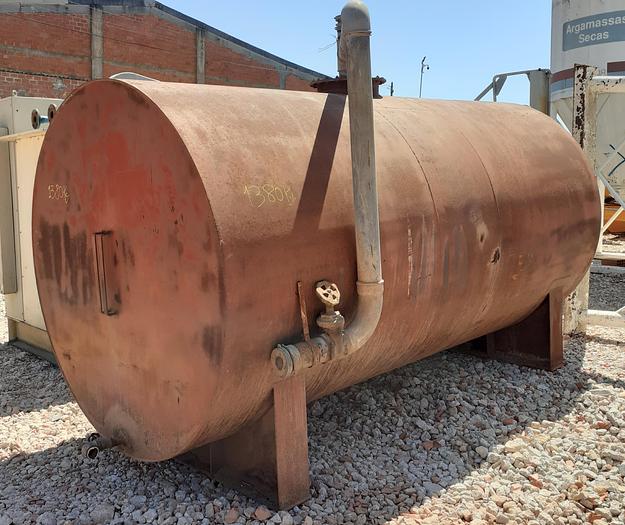 Usado Depósito de combustível de 10.000 lt