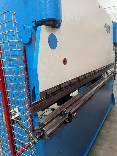 Usato PIEGATRICE GASPARINI 3000X40