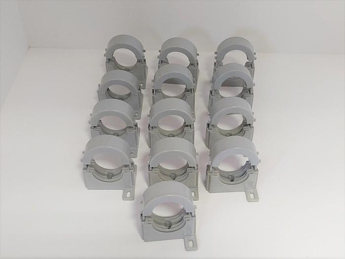 25 Stück Schlauch- + Rohrhalter, 13x D38mm, 12x D47mm  neuwertig