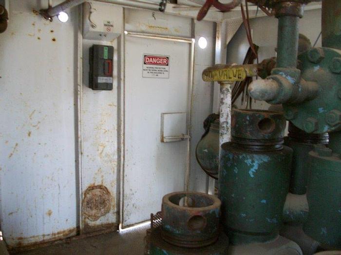 Used EMSCO D300 Dplex Mud Pump