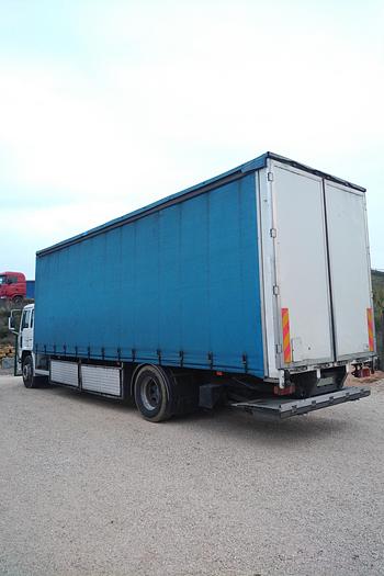 Usado 2001 VOLVO FL 19 250 curtainsider