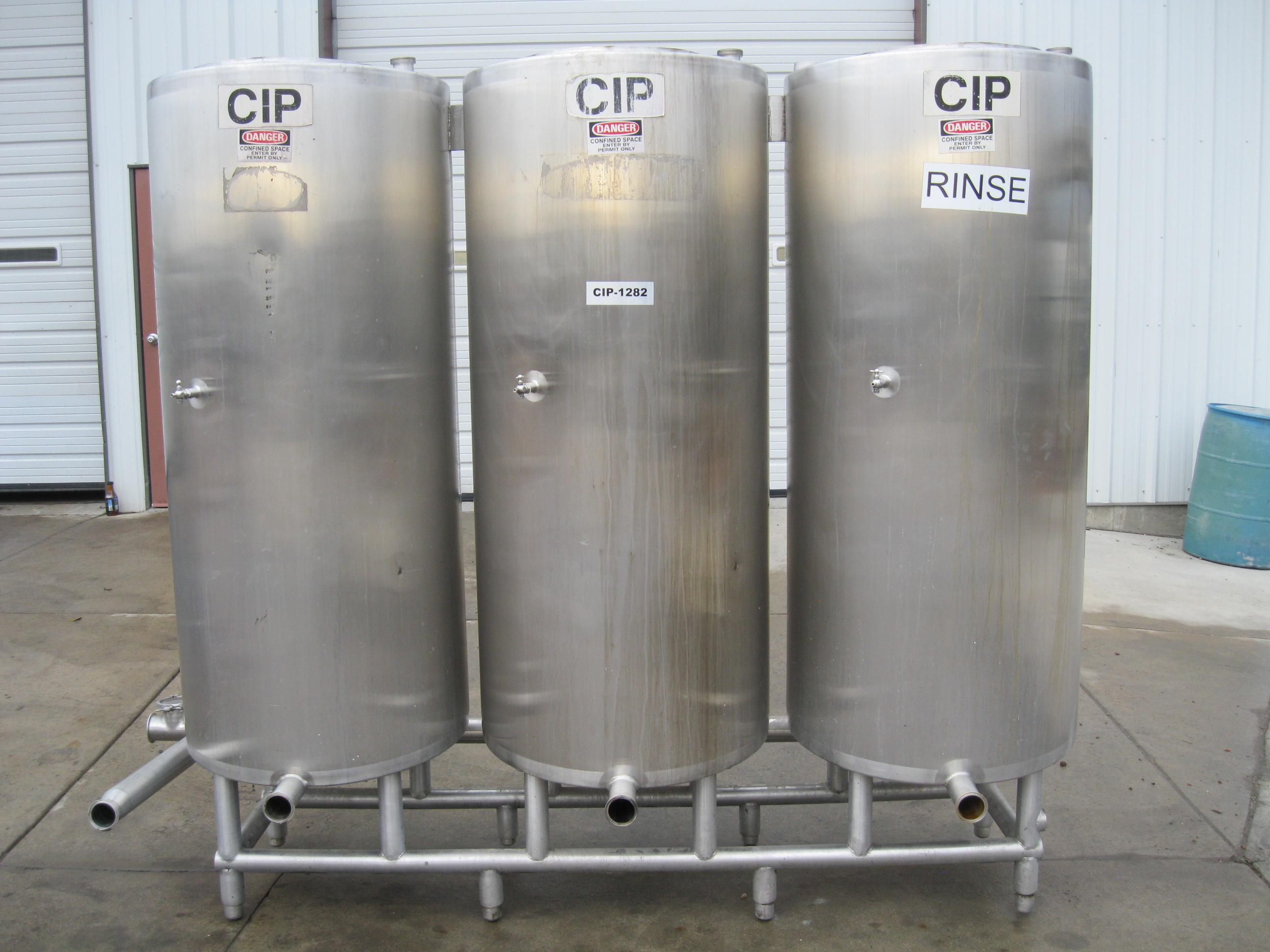 Usado USED 3-TANK CIP SKID, BARE-TANKS ONLY