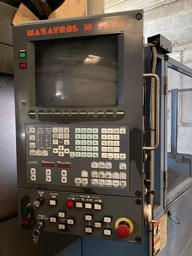 Utilisé Centre d’usinage vertical palettisé Mazak V-515/40 palettisé