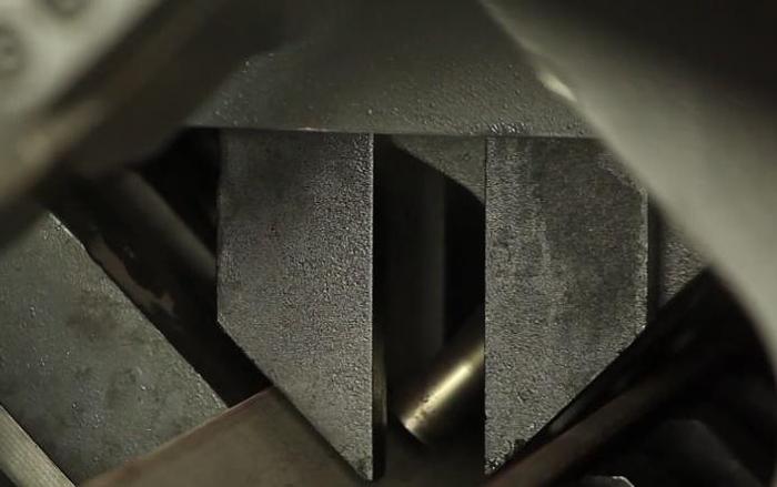 6" x 6" x 13/16"AKYAPAK AKD 160 ANGLE PROCESSING LINE