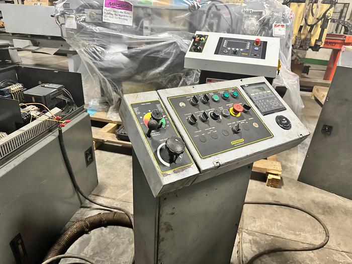 Used 2005 Hyd-Mech H22A Band Saw