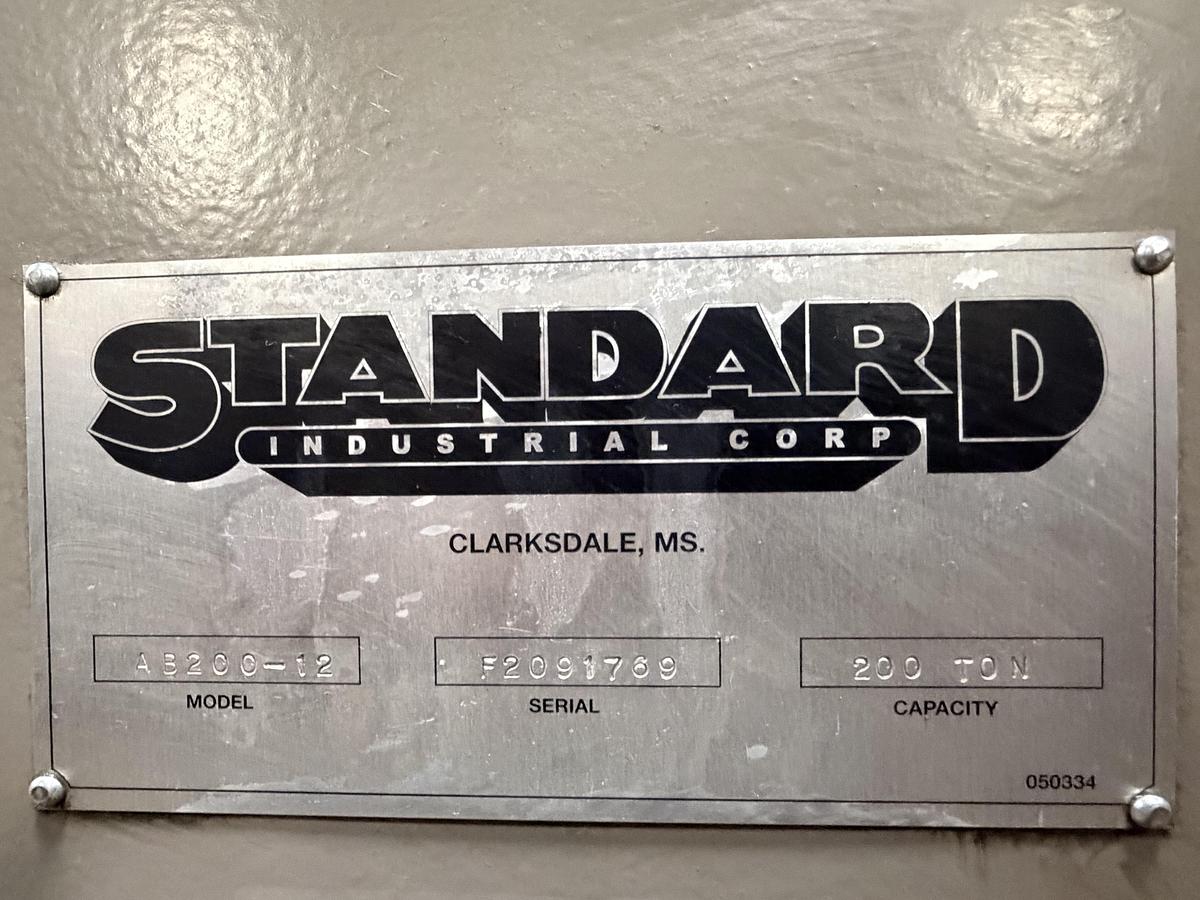 Used 2008 Standard AB 200 12