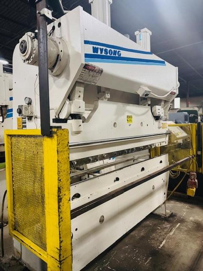 Used Used Wysong Hydro Mechanical Press Brake