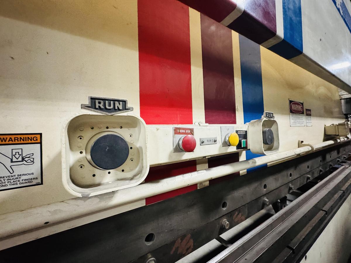 Used 12' Pacific FF90-12 II S Hydraulic Press Brake