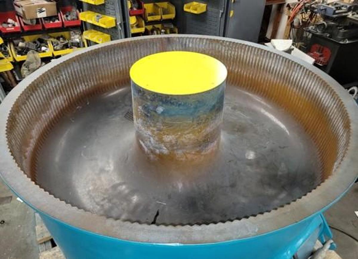 Refurbished Vibratory Finishers