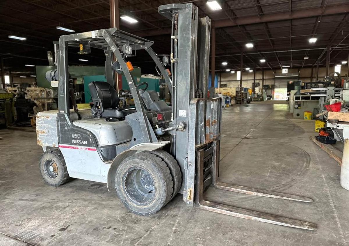 Used Nissan 60  forklift