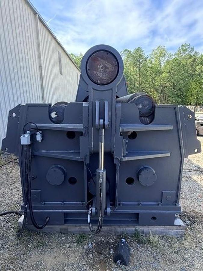 Used 2014 AKYAPAK AKS 30/35, 1-3/4" x 10' with supports