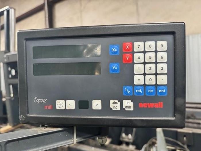 Used Sharp LMV-42     Table 9 x 42
