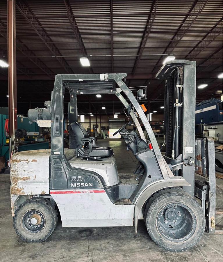 Used Nissan 60  forklift