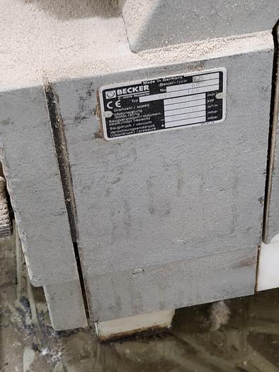 Used Becker KVT 3.140 Vacuum Pump