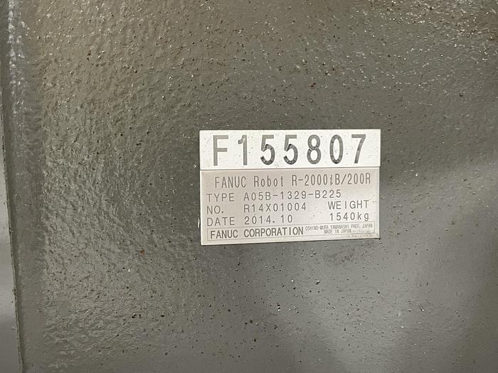 Used FANUC R2000iB/200R WITH R30iA CONTROLLER