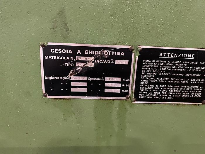 Used  Worcom Shearing machine