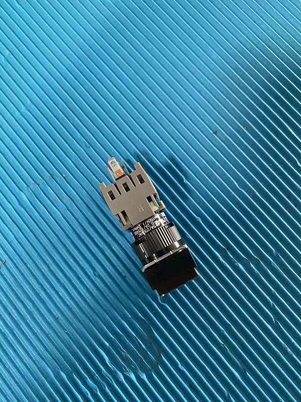 Used Fuji Electric Push Button W/lamp AH165-SL