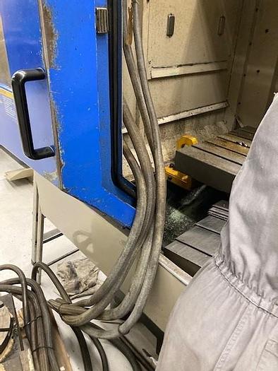 Utilisé Centre d’usinage vertical HITACHI SEIKI