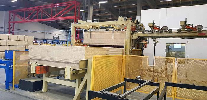 Used Globe Trim saw( equalizer saw ) for plywood