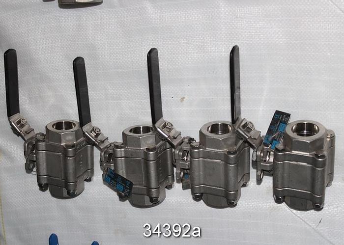 Unused (4) GMR 1.25" Socket Weld Ball Valves #34392