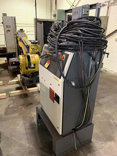 Used FANUC S500iB 15KG X 2757MM REACH 6 AXIS CNC ROBOT