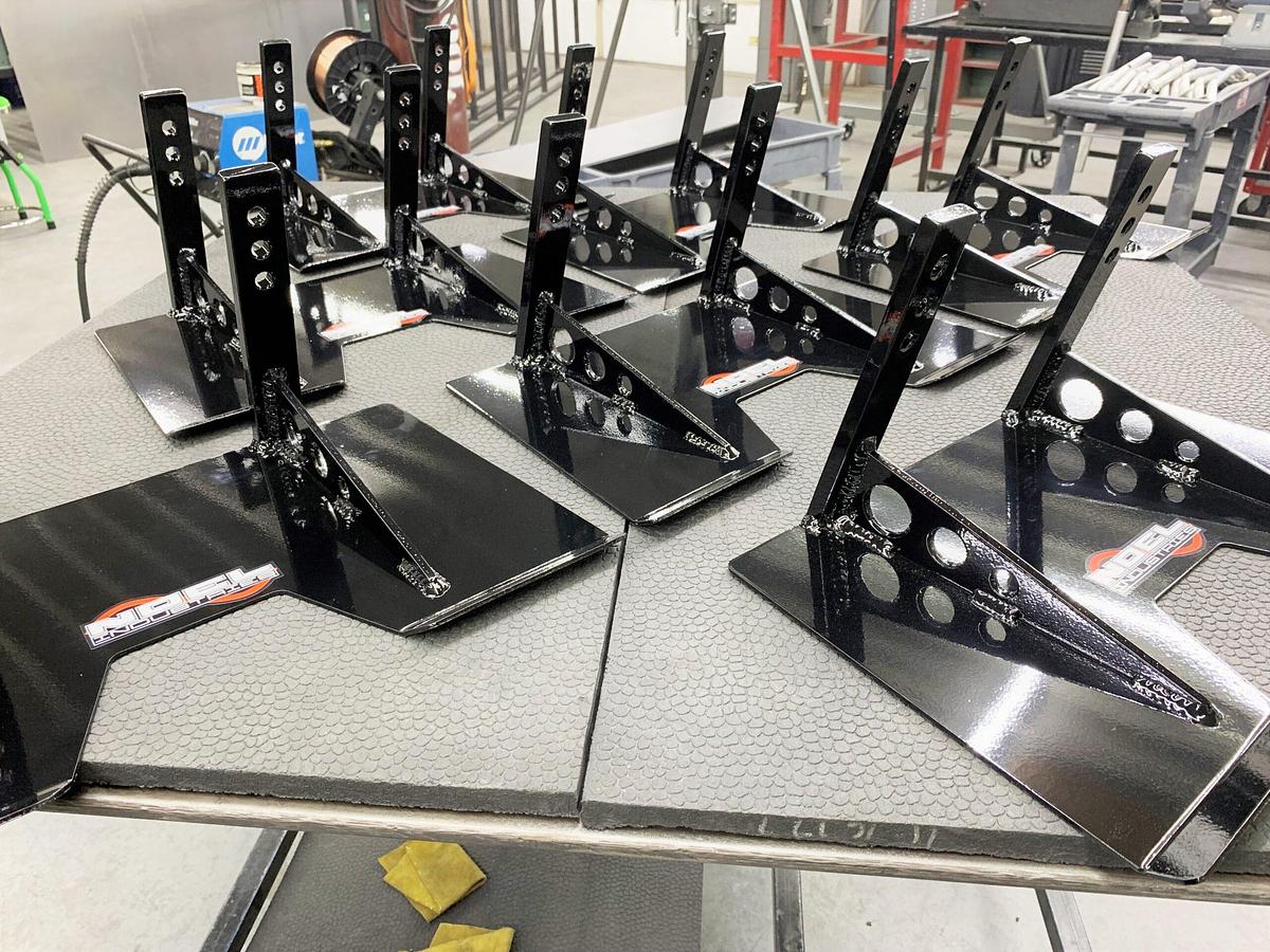 Holeshot Plate