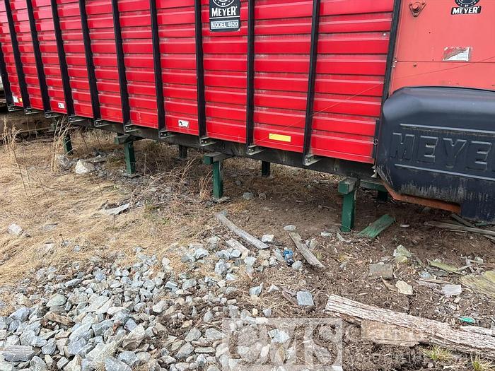 Used Meyer Model 4620 Walking Floor Bin