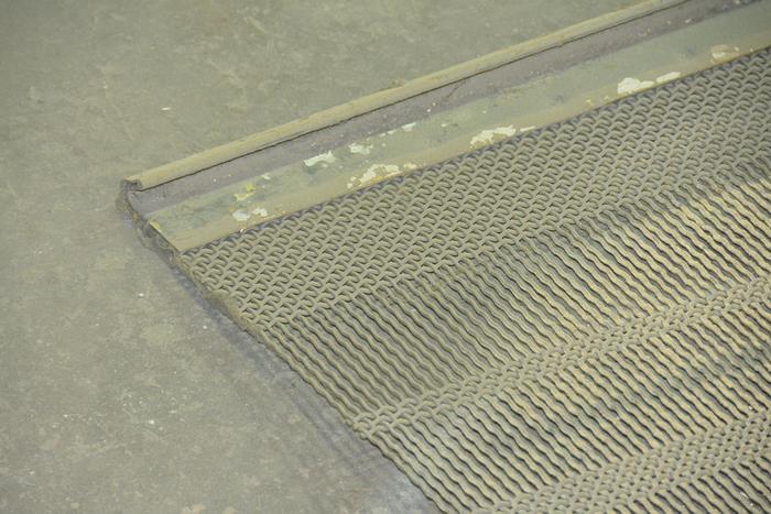 Used KEESTRACK COMBO SCREENS