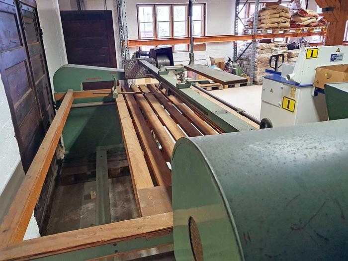 Used 1983 Johanssen Long belt sander Johanssen T9