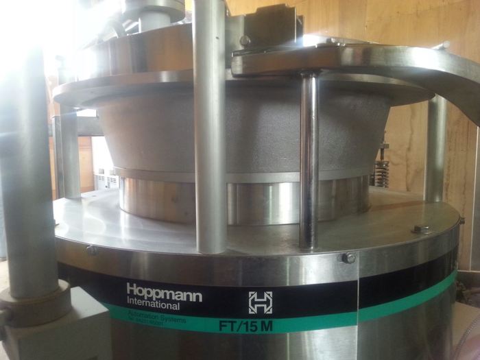 Used Bosch / Bausch & Strobel AMPOULE / VIAL FILLING LINE