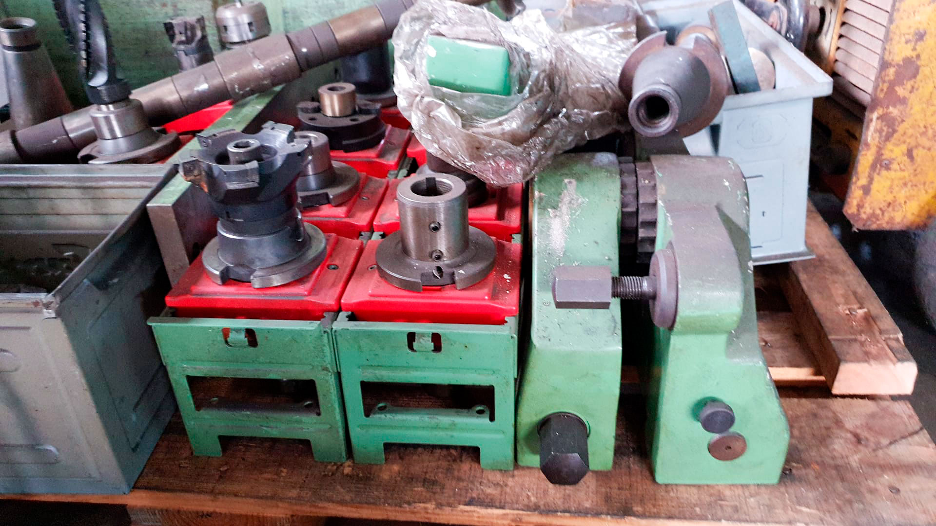 Used Induma 2045 - Milling Machine - 1988