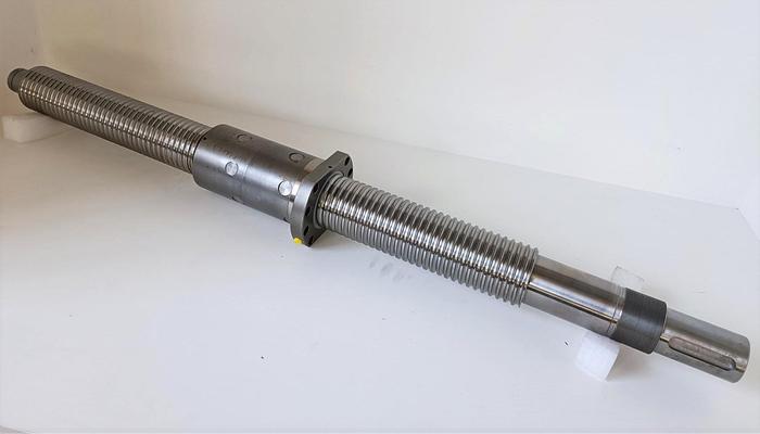 Geschliffener Präzisions Kugelgewindetrieb, D83mm, 1180mm, Blis, neu