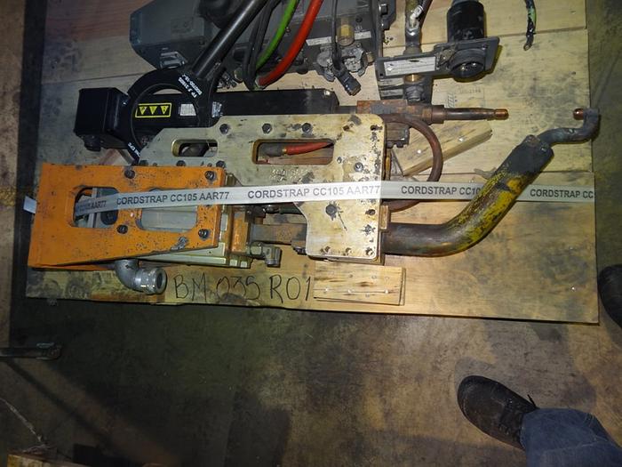 Used FANUC R2000iB/210F 6 AXIS CNC ROBOT W/R30iA CONTROLS