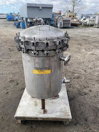Used Used Sparkler Filters Inc. 304 stainless steel horizontal plate filter 18-D-12