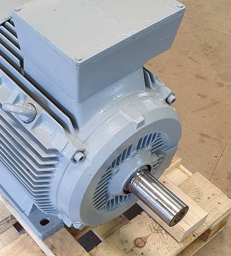 Used Siemens 3-phase motor 30kW