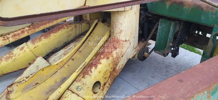 Usato Falcia trincia caricatrice john deere 3400