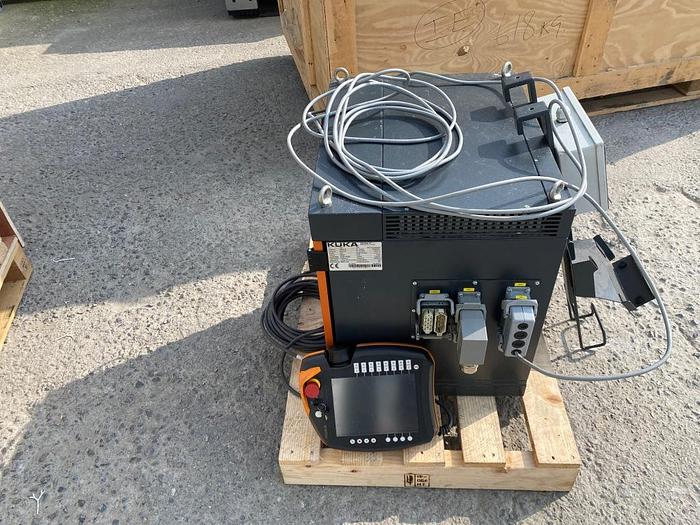 Used 2015 Kuka KR C4 + KR 6 R700 Sixx Robot