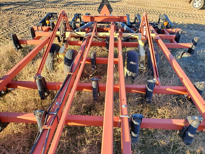 Used 15' Krause TL6200 Coulter Chisel