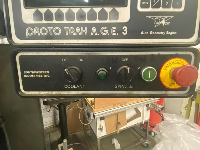 Used 2000 XYZ DPM CNC Toolroom Milling Machine