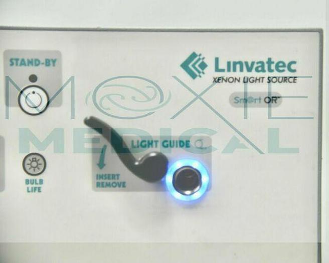 Used ConMed Linvatec LS7500 300 Watt Xenon Light Source