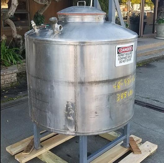 Used Tank, 225 Gallon, S/st, 46" X 30", Agit, DT/DB #S742711
