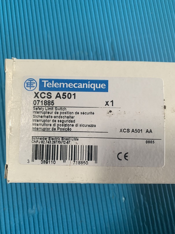 Used Telemecanique Safety Limit Switch XCS-A501
