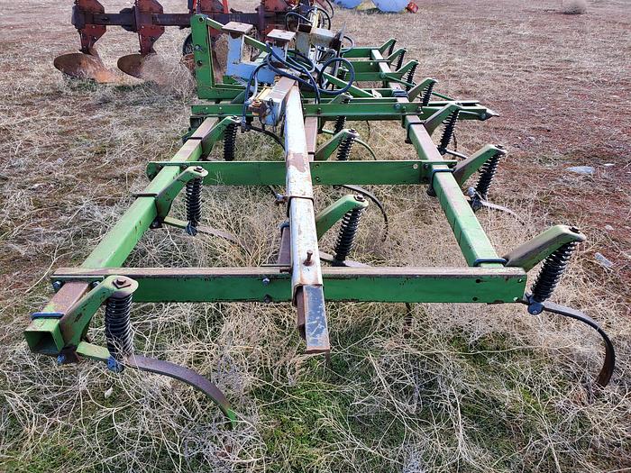 Used 16' John Deere 1100 Chisel Plow for Sale in Nevada Northern