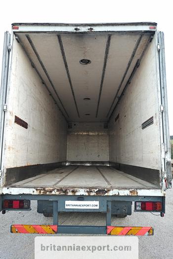 Usado 1992 SCANIA R 113M 380 6X2 26 ton Cold room