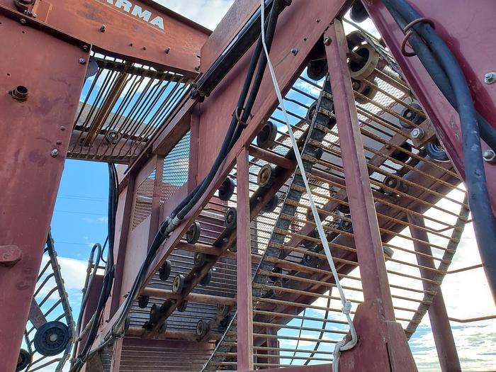 Used 1995 Parma M910 Beet Digger