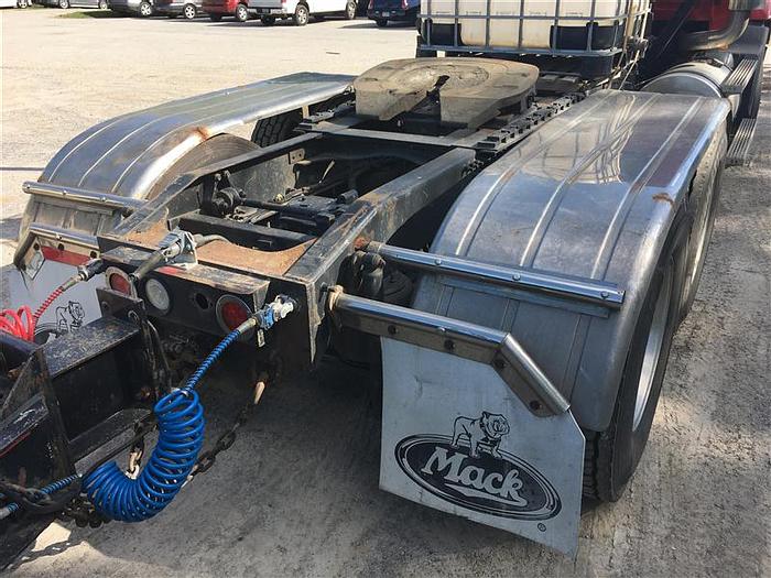 Used 2005 Mack Vision CXN613 Truck - Sold