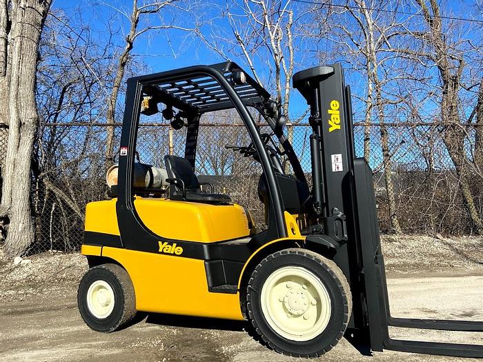 Used 2013 YALE GLP050VX PNEUMATIC FORKLIFT